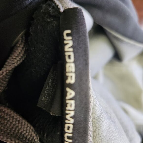 Sweat shirt - Picture 2 of 3